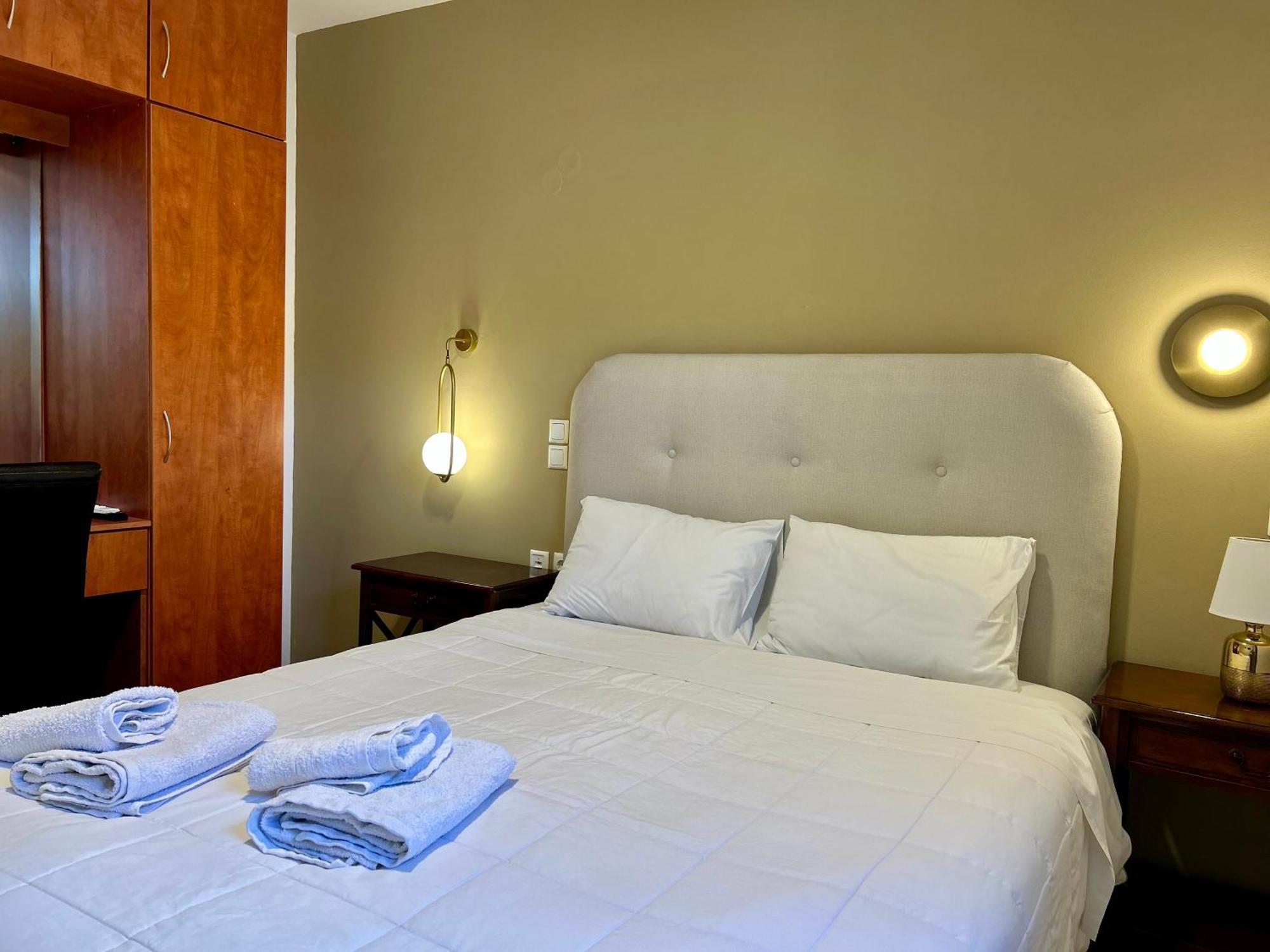 Tramonto Maisonettes & Suites Parga Exterior photo